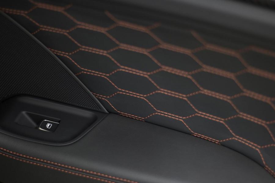 Детали интерьера Audi RS3 R Sportback by MTM (8V) 2016 года  (фото 6 из 7)